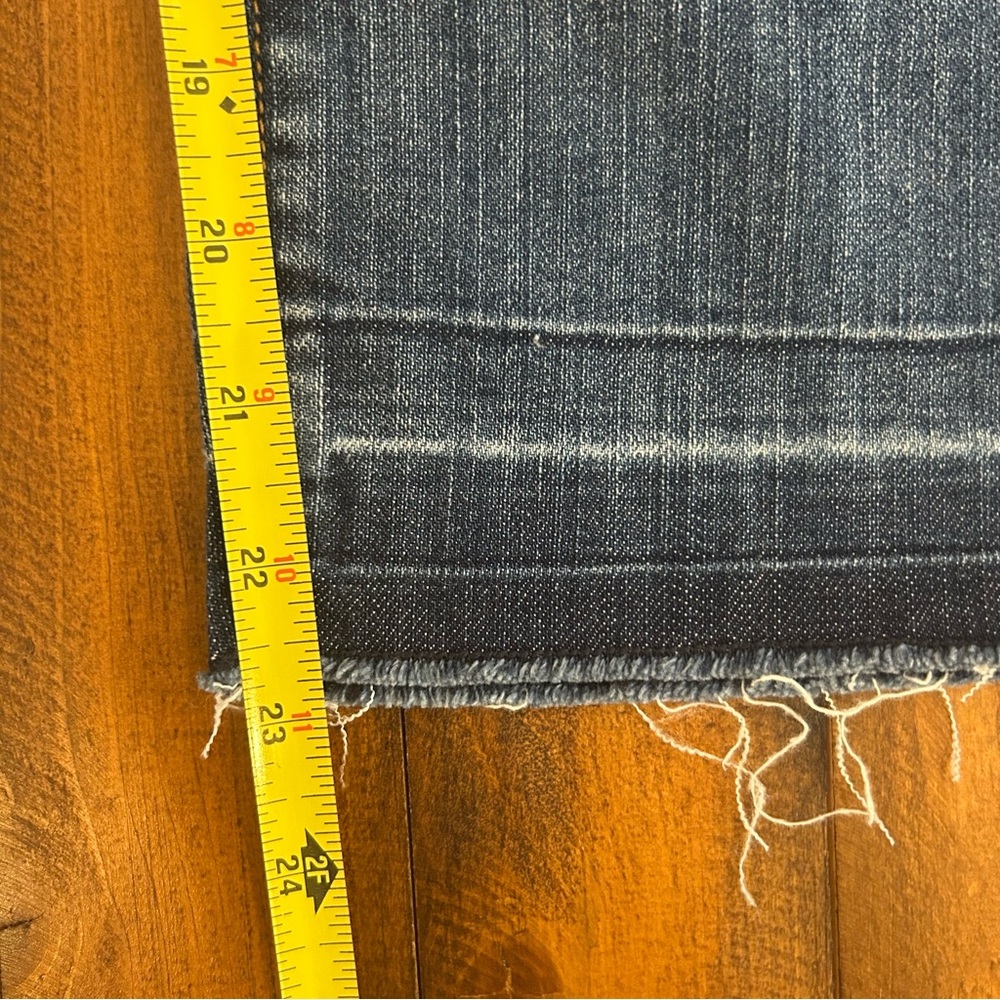 Loft Straight Leg Cropped Jeans EUC - Picture 9 of 9